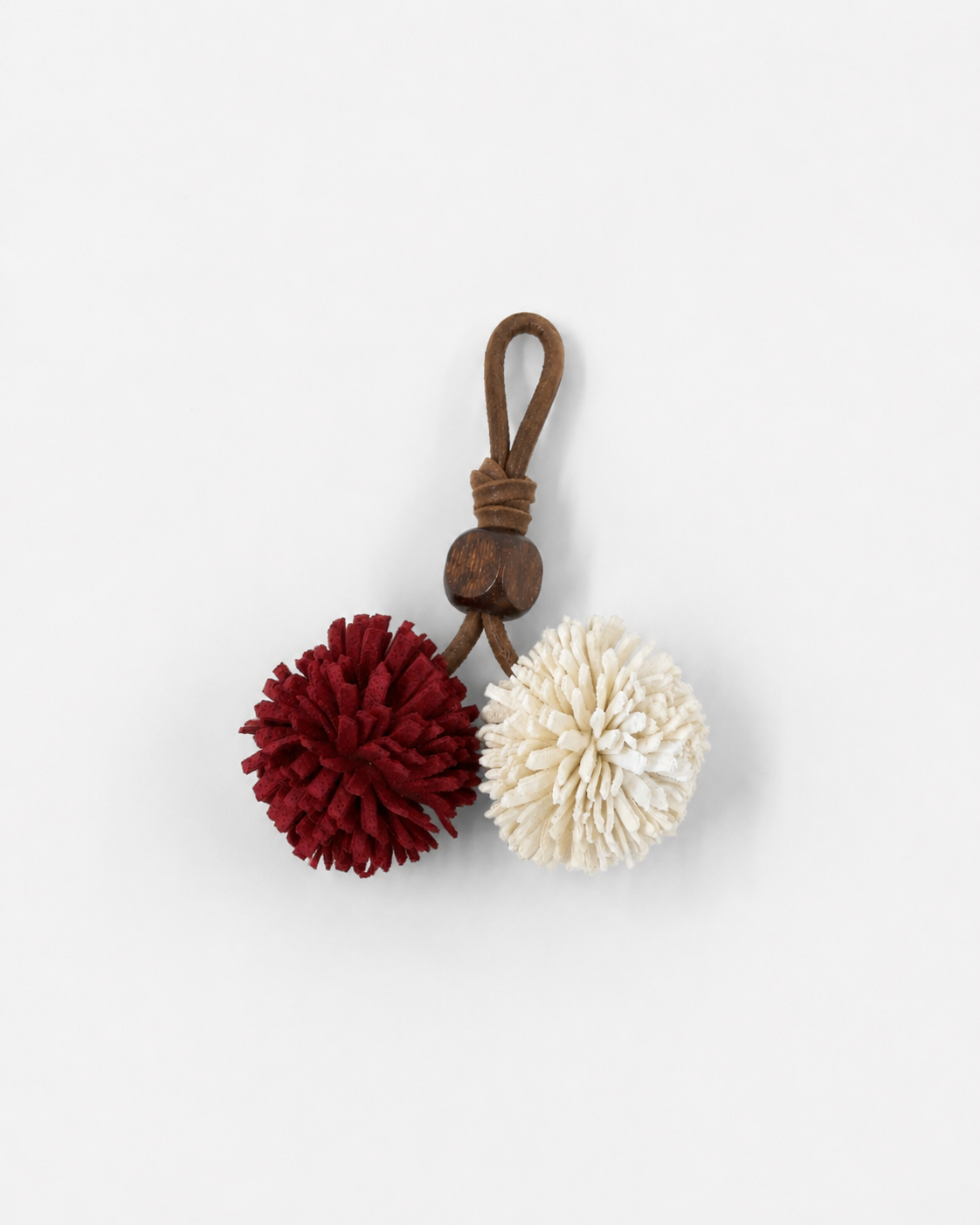Pompom Charm Rood Creme