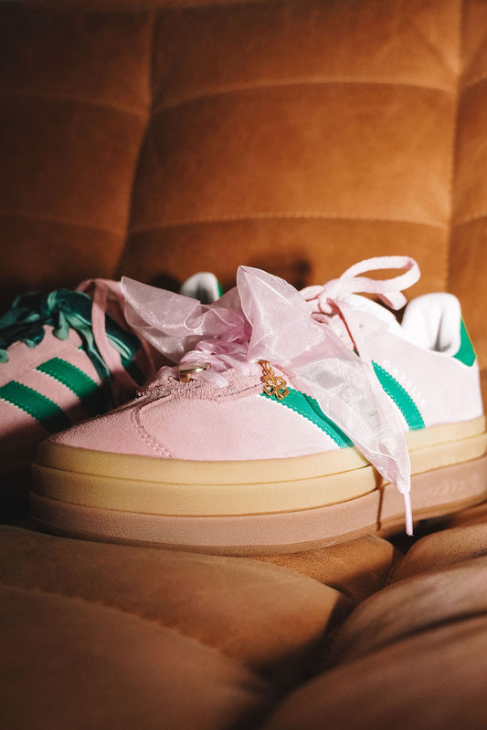 Veter roze semi-transparant