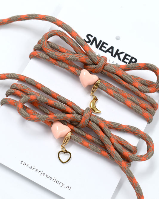 Veters & Bedelset Retro grijs oranje