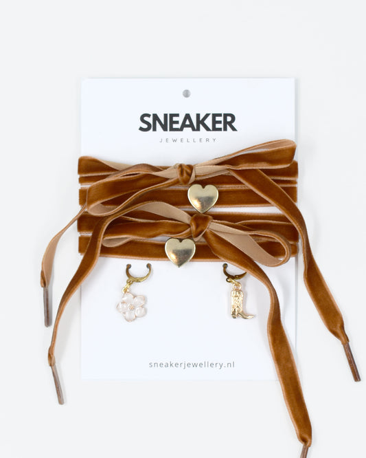 Veters & Bedelset Velvet Bruin